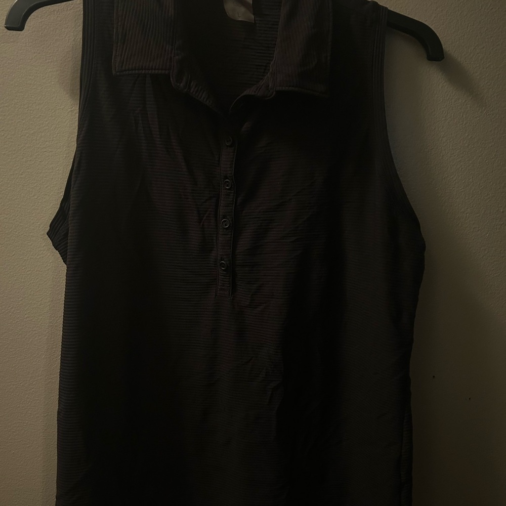 Golf Black Sleeveless Button-Up Top